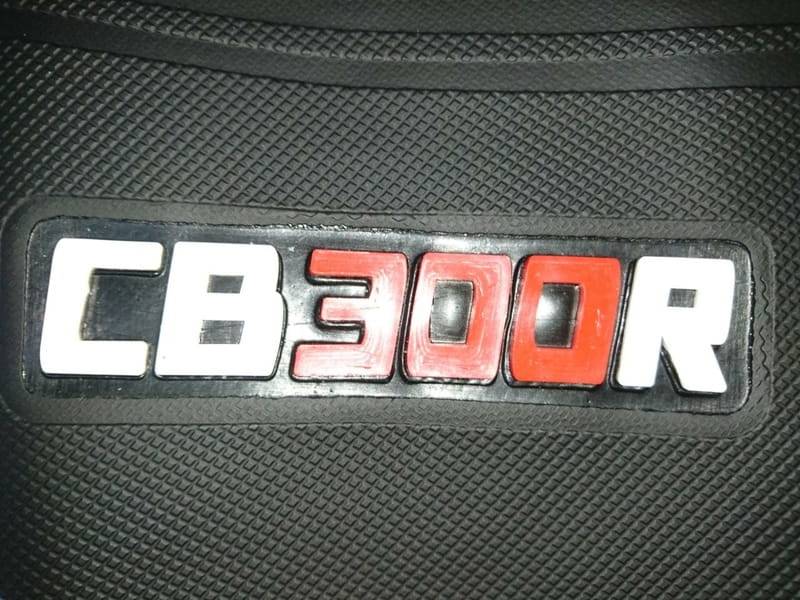 Capa Banco Moto Emborrachada CB 300